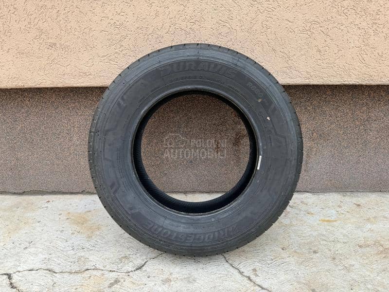 Bridgestone 215/65 R16 Letnja