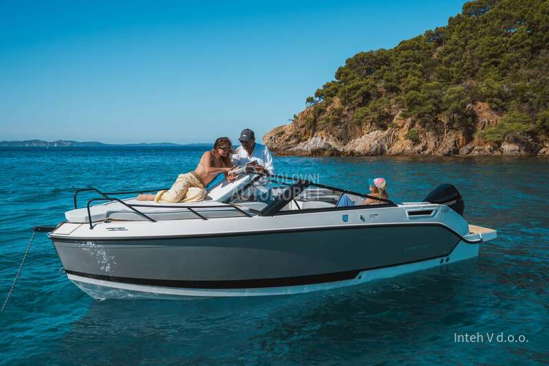 Quicksilver 675 Cruiser i Mercury 150