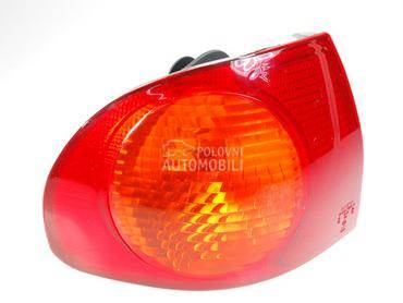 Stop svetla i stop lampe za Mazda 323 od 1998. do 2003. god.