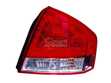 Stop svetla i stop lampe za Kia Cerato od 2004. do 2009. god.