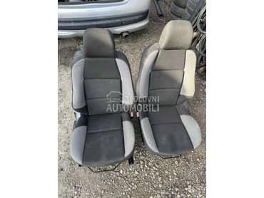 Sedista za Peugeot 207