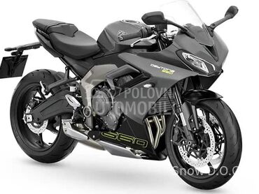 Triumph DAYTONA 660 Akcija