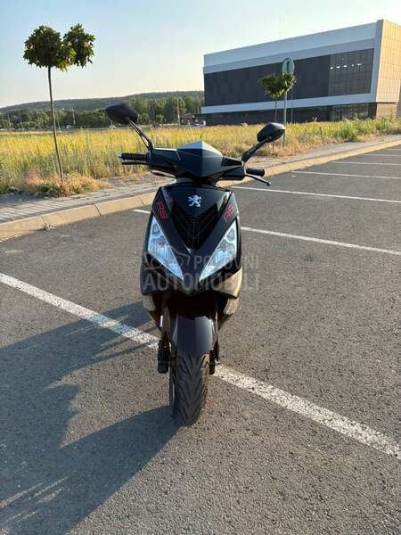 Peugeot speedfight 3