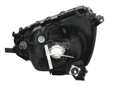 Farovi za Mitsubishi Space Star od 2013. do 2016. god.