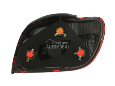 Stop svetla i stop lampe za Toyota Yaris od 1999. do 2005. god.