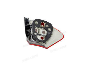 Stop svetla i stop lampe za BMW Serija 1 od 2004. do 2011. god.