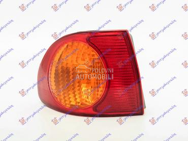 Stop svetla i stop lampe za Toyota Corolla od 2000. do 2002. god.