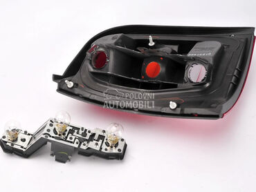 Stop svetla i stop lampe za Nissan Micra od 1998. do 2000. god.