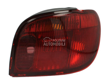Stop svetla i stop lampe za Toyota Yaris od 1999. do 2005. god.