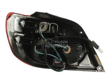 Stop svetla i stop lampe za Mitsubishi Outlander od 2003. do 2007. god.