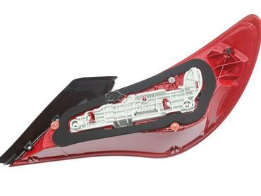 Stop svetla i stop lampe za Mercedes Benz CLA Klasa od 2013. do 2016. god.