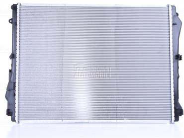 Hladnjak za Mercedes Benz E Klasa