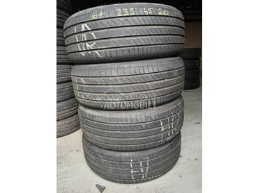 Michelin 235/45 R20 Letnja