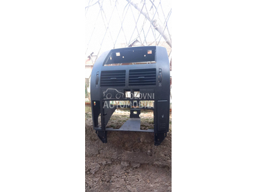 srednja konzola za Volkswagen Polo od 2001. do 2005. god.