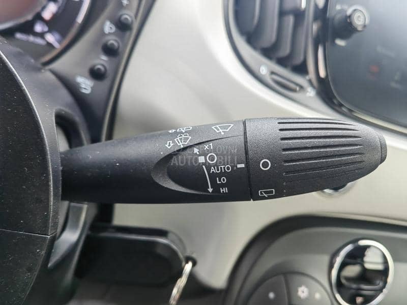 Fiat 500 1.2i Lounge Aut