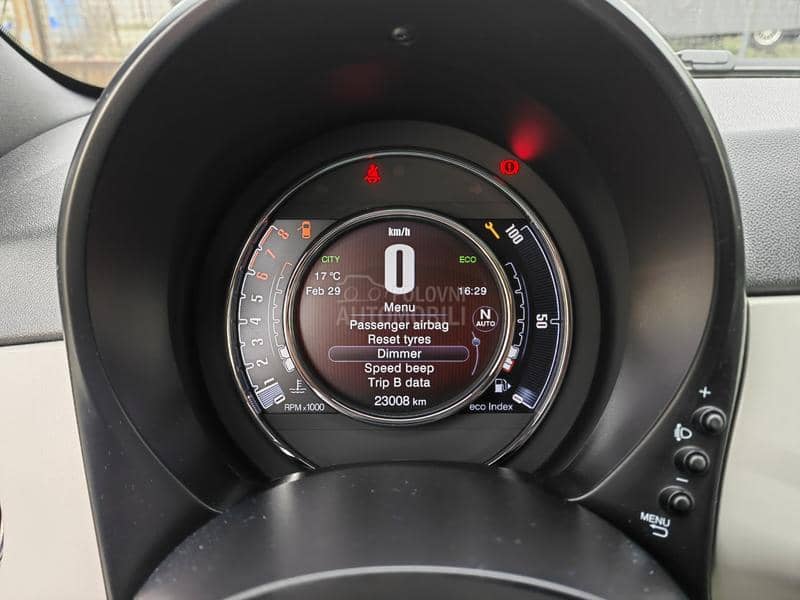 Fiat 500 1.2i Lounge Aut