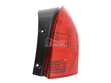 Stop svetla i stop lampe za Peugeot 308 od 2008. do 2013. god.