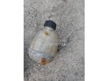 posuda vode za Dacia Sandero od 2004. do 2009. god.
