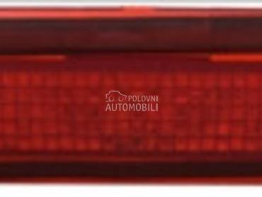 Trece stop svetlo za Ford Focus