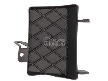 Poklopac kuke  branika za Jeep Grand Cherokee od 2011. do 2014. god.