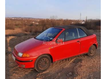 Fiat Punto 1993. god. -  kompletan auto u delovima