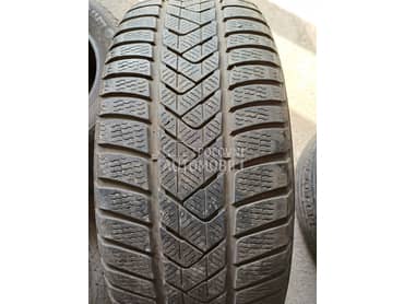 Pirelli 245/50 R19 Zimska