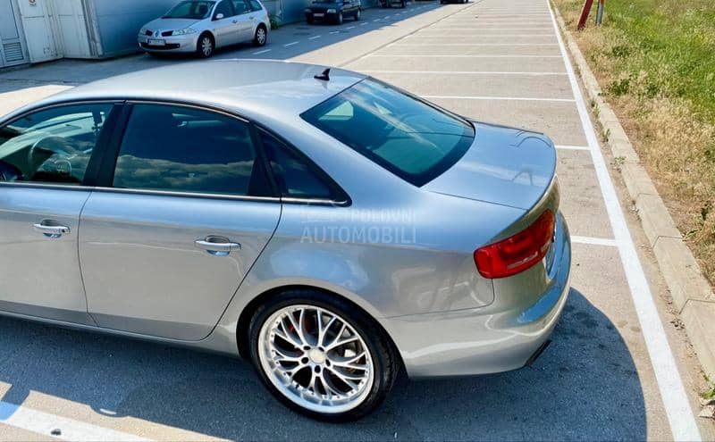 Audi A4 s line