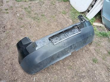 branik za Volkswagen Golf 5 od 2004. do 2008. god.