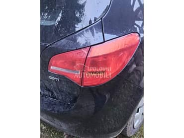 Stop svetla za Opel Meriva od 2010. do 2014. god.