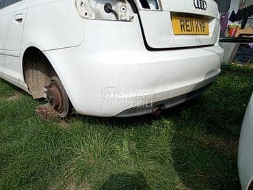 branik za Audi A3