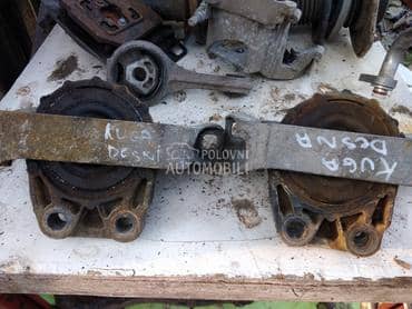 Nosač motora desni za Ford Kuga od 2008. do 2012. god.