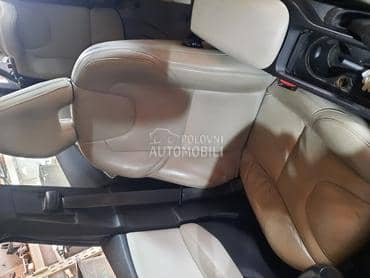 Sedista za Volvo V40