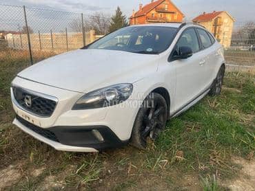 delovi cross country za Volvo V40 od 2013. do 2017. god.