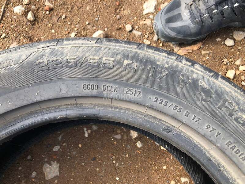 Uniroyal 225/55 R17 Letnja