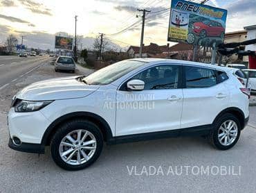 Nissan Qashqai 1.5 DCI PERLA