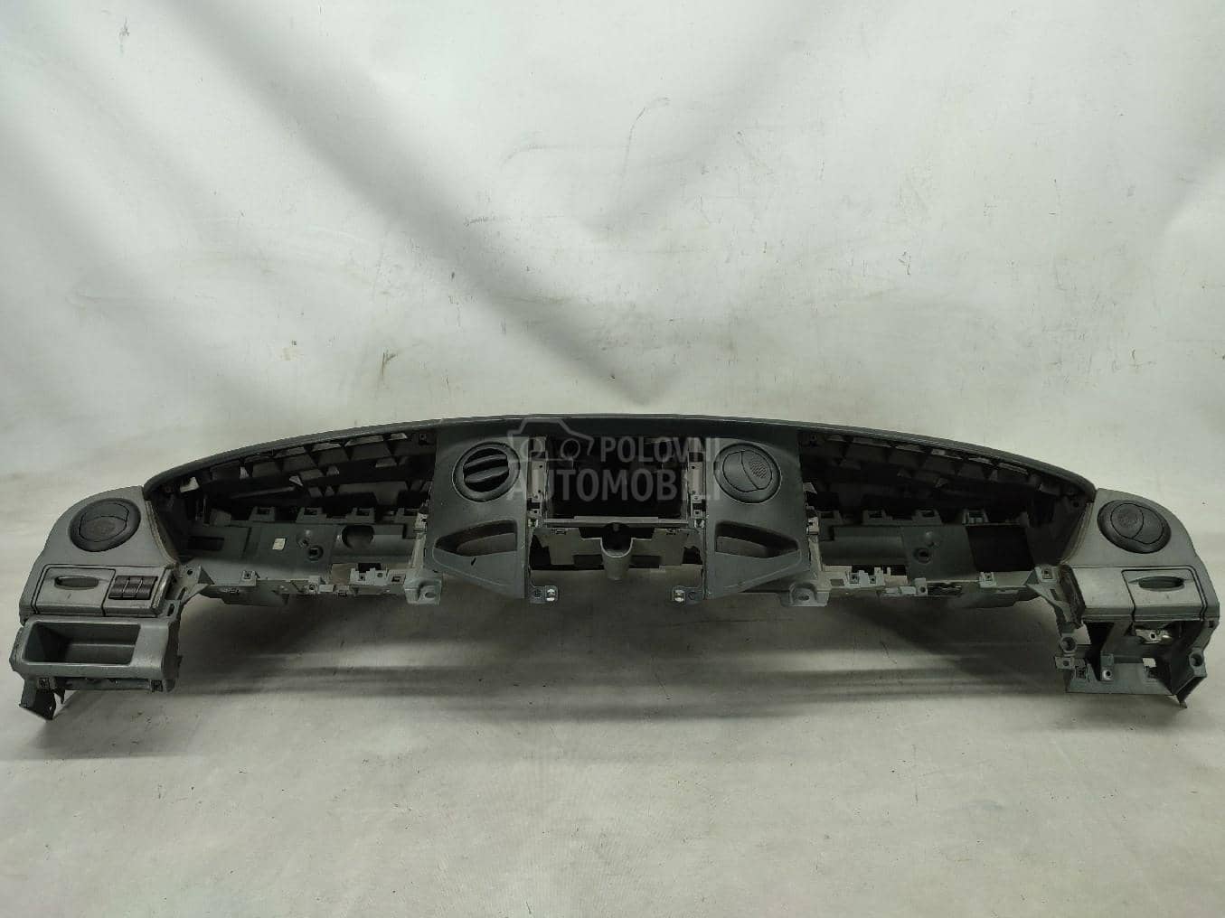 Instrument tabla Iveco Daily Delovi i oprema za transportna vozila