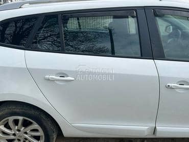 Vrata zadnja desna bela DV369 za Renault Megane od 2008. do 2015. god.