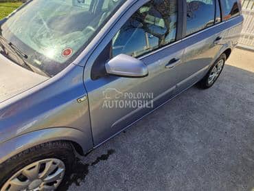 Retrovizor levi za Opel Astra H od 2004. do 2010. god.