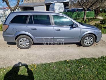 Desna vrata za Opel Astra H od 2004. do 2010. god.