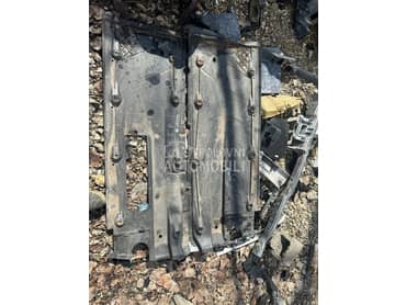 Zastita patosa za Volkswagen Golf 5 od 2004. do 2008. god.