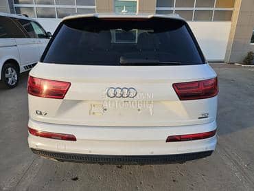Zadnji branik za Audi Q7
