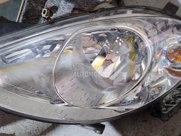 farovi A160 kao novi za Mercedes Benz A 160