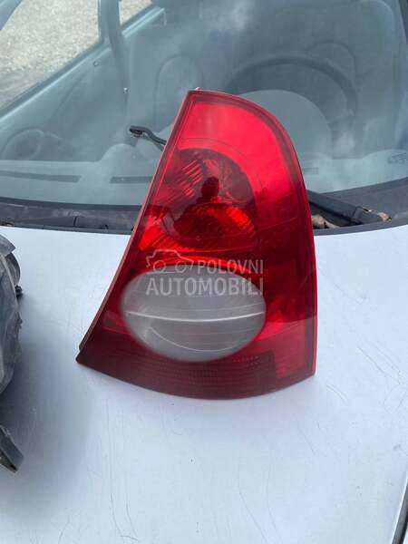 farovi i stop svetla