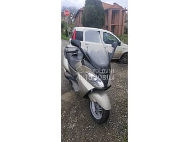 Aprilia Atlantic 200