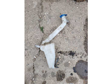 posuda za tečnost za brisače za Volkswagen Polo od 2002. do 2009. god.