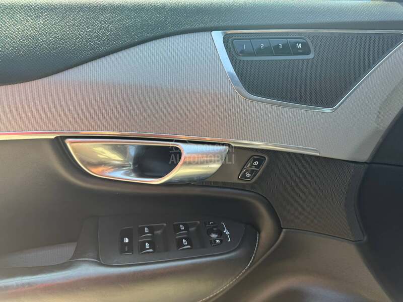 Volvo XC90 2.0 D5 INSCRIPTION
