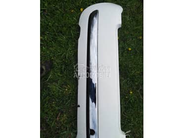 Branik za Fiat 500 od 2004. do 2015. god.