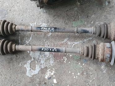 Zadnje poluosovine f30 2.0d za BMW 320 od 2012. do 2015. god.