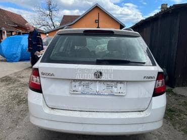 Škoda Fabia -  kompletan auto u delovima