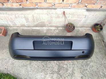 Zadnji branik u prajmer boji za Fiat Grande Punto od 2005. do 2012. god.